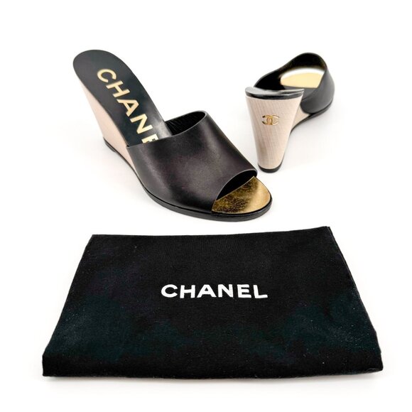 Chanel CC Wedge Mule Sandals EU 38 US 7-7.5 Black Peep Toe Wooden High Heel - Picture 1 of 14
